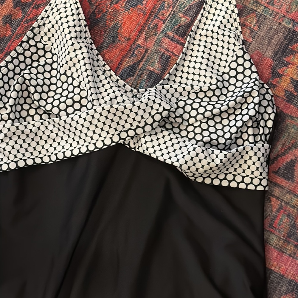 Women’s B2Prity Black and White Swimsuit Tummy Control Monokini Size L - Picture 2 of 7